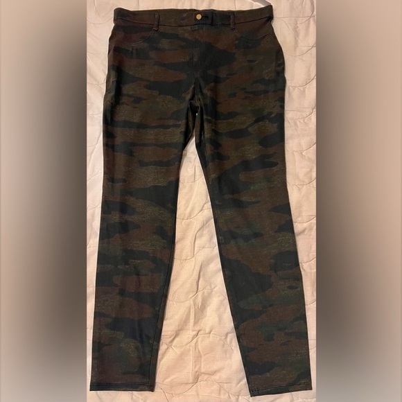 NWT Time and Tru High Rise Stretch Fitted Jeggings size XXL/20 brown/green/black - Picture 1 of 8